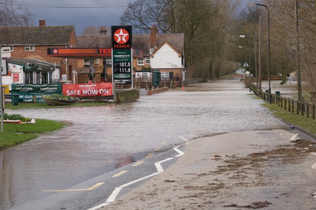 Upton on Severn flooding 2008